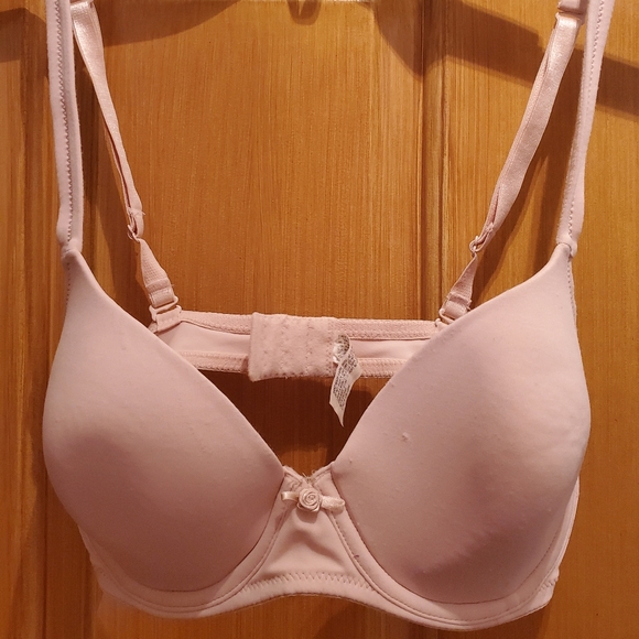 Bra delicates 34C tan with small rose in center front wpl #11935 - Picture 4 of 4